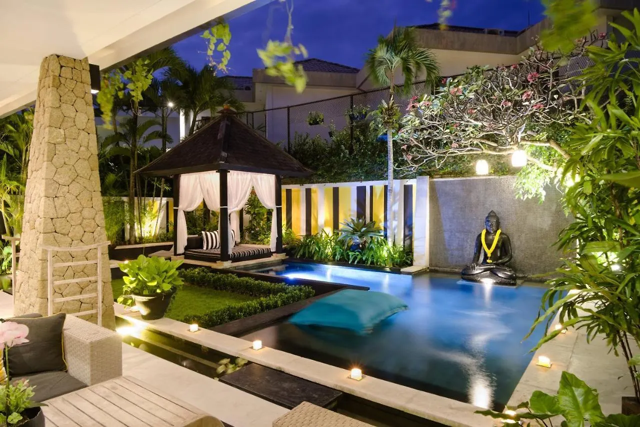 Amanputri Villa Seminyak Indonesien
